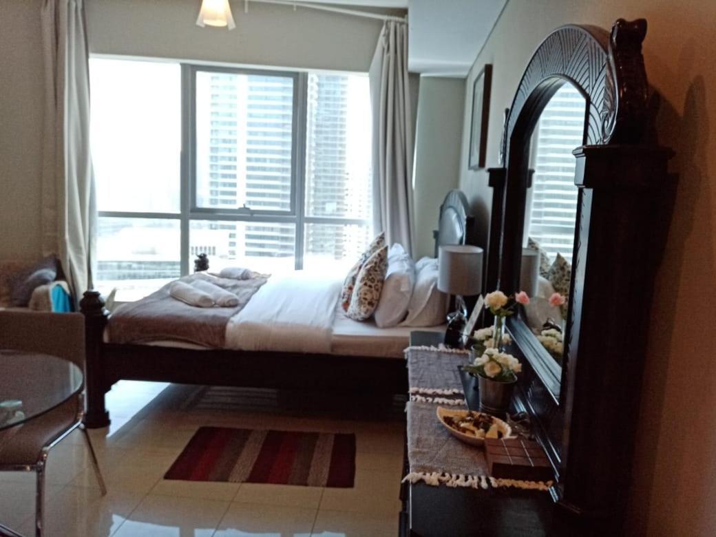 Studio - Bay Central Tower Apartment Dubai Ngoại thất bức ảnh